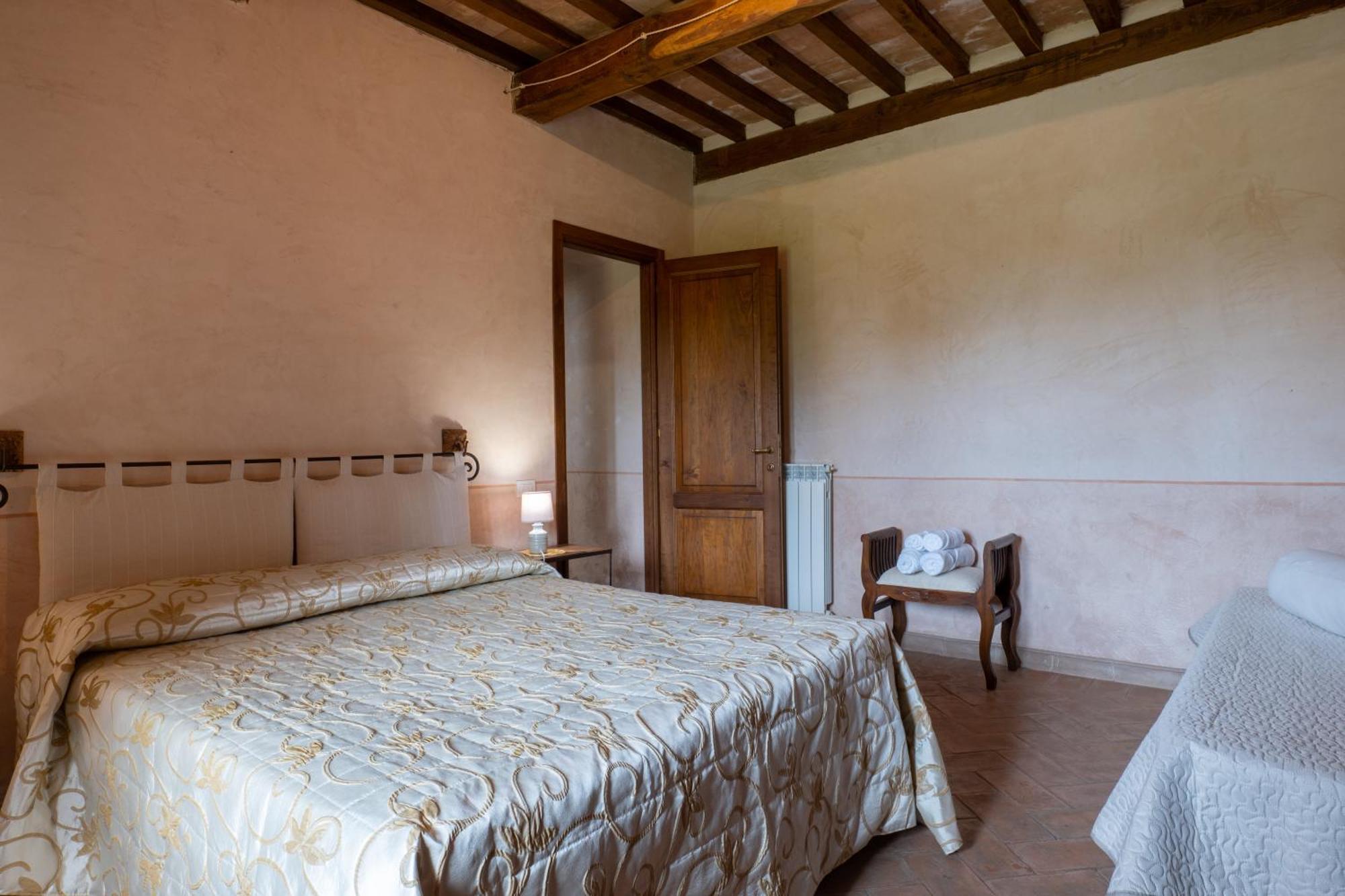 Agriturismo Tenuta Roccaccia Pitigliano Exterior foto